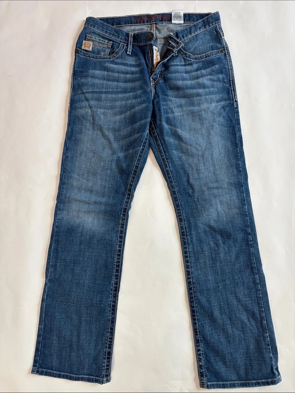 Cinch Ian Straight-Leg Jeans in Medium Blue Wash